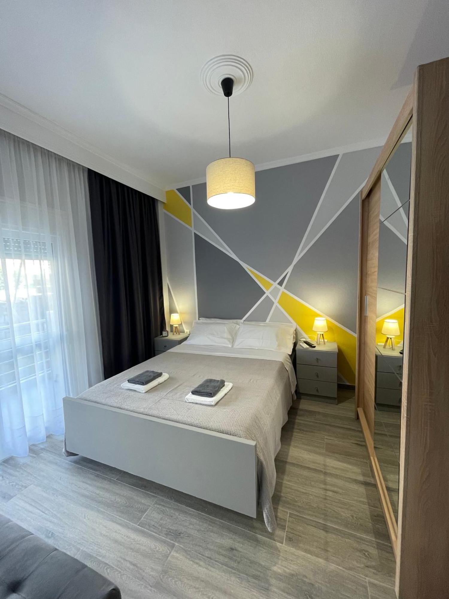Dt Luxury Apartment Néa Péramos Exterior foto